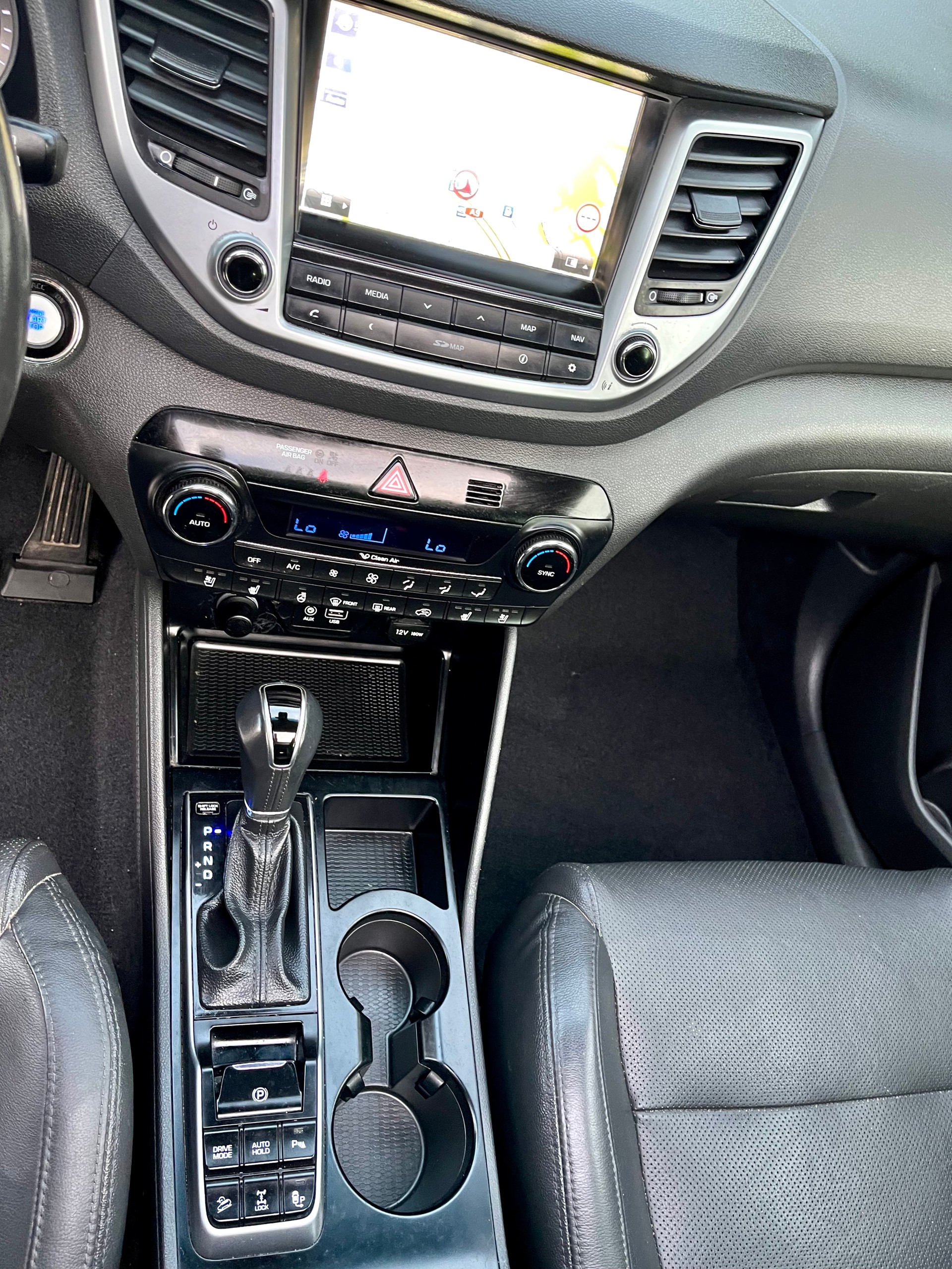 HYUNDAI Tucson 2.0 CRDI Vertex 4WD Automatic-image-17