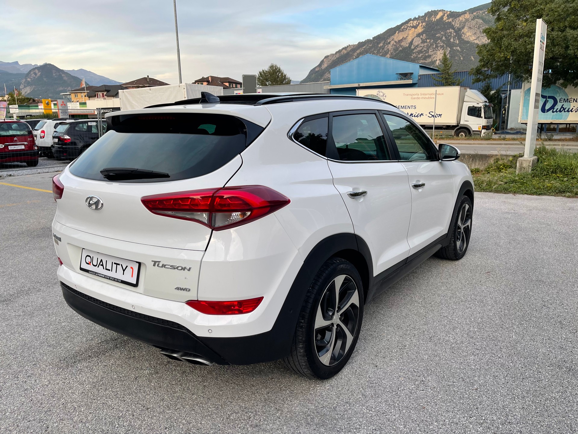 HYUNDAI Tucson 2.0 CRDI Vertex 4WD Automatic-image-20