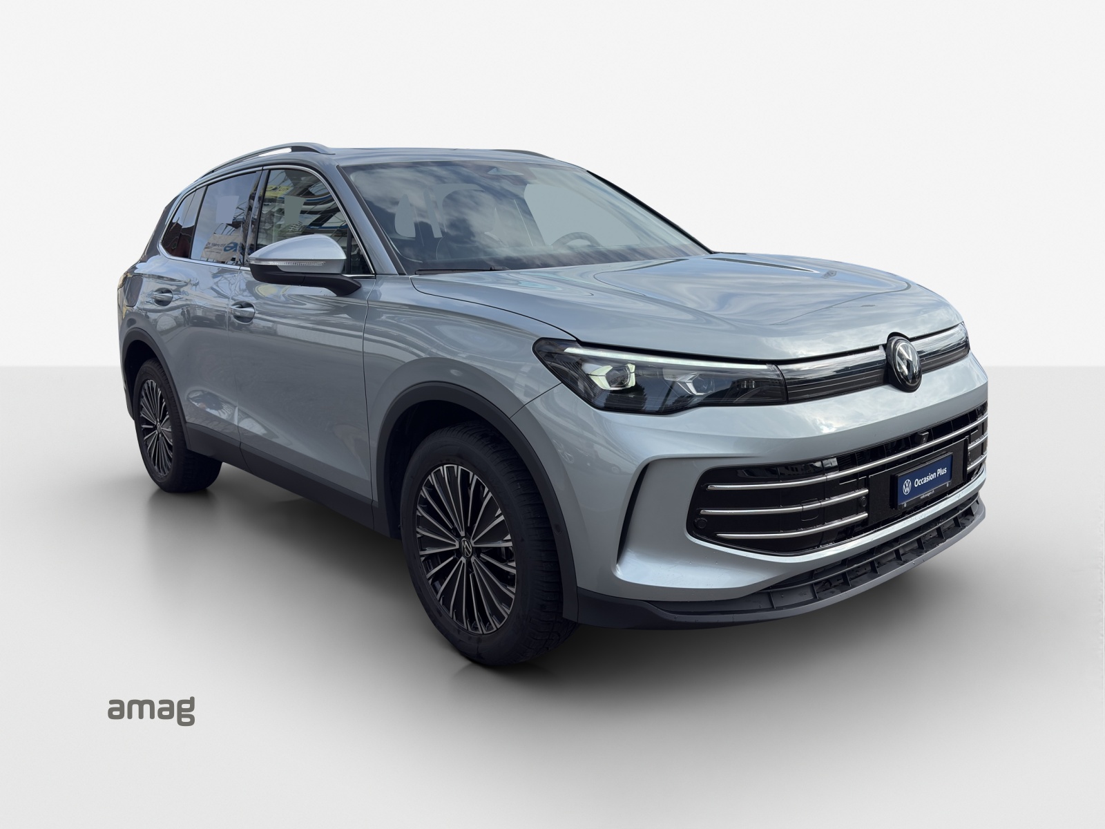 VW Tiguan 2.0 TSI DSG Elegance 4Motion-image-5