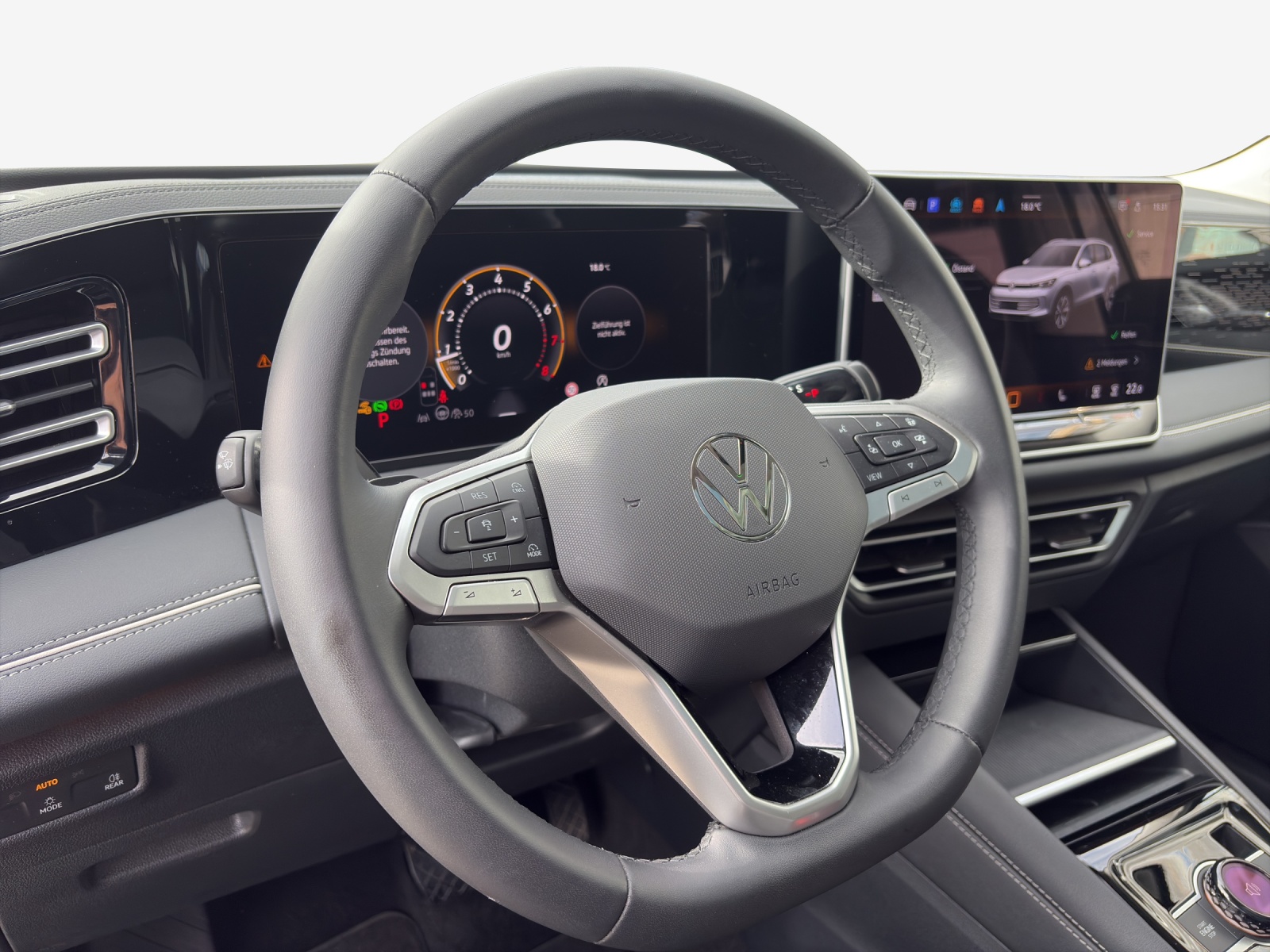 VW Tiguan 2.0 TSI DSG Elegance 4Motion-image-9