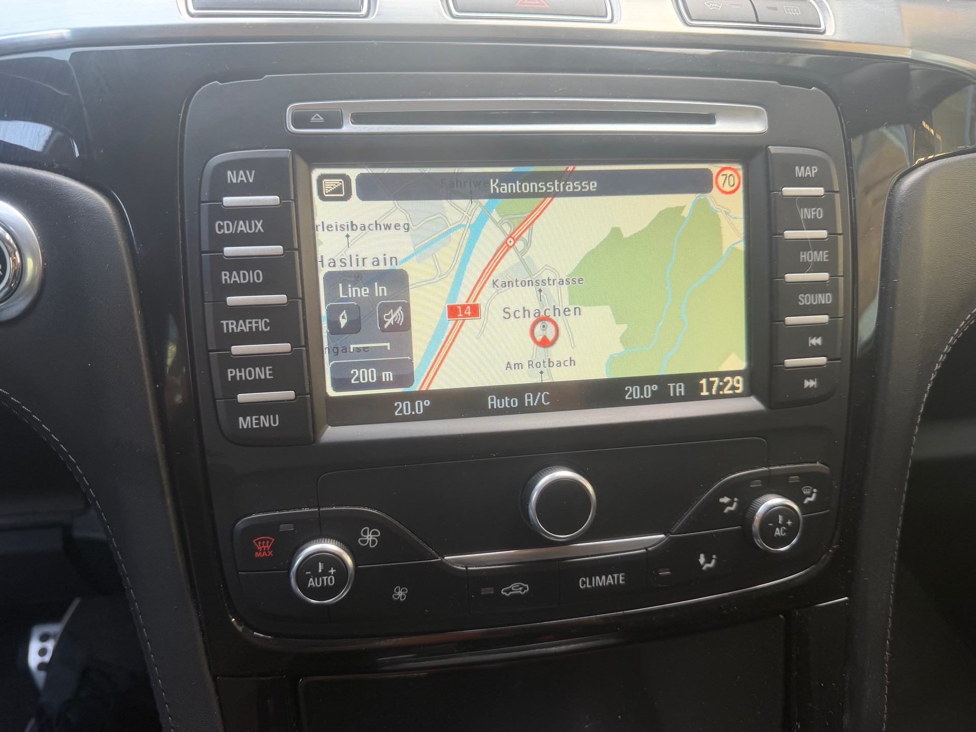 FORD S-Max 2.2 TDCi TitaniumS Automatic-image-4