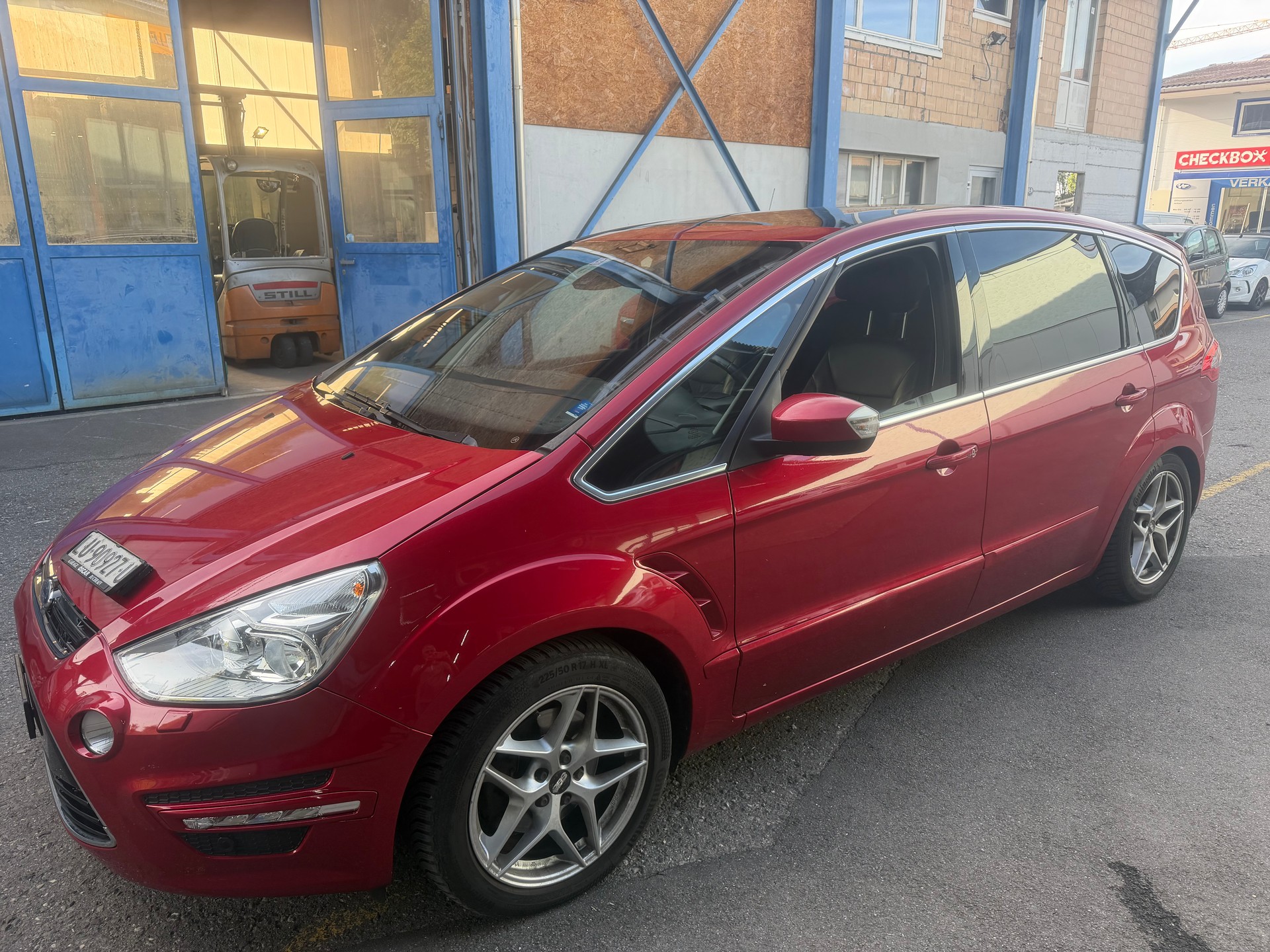 FORD S-Max 2.2 TDCi TitaniumS Automatic-image-11
