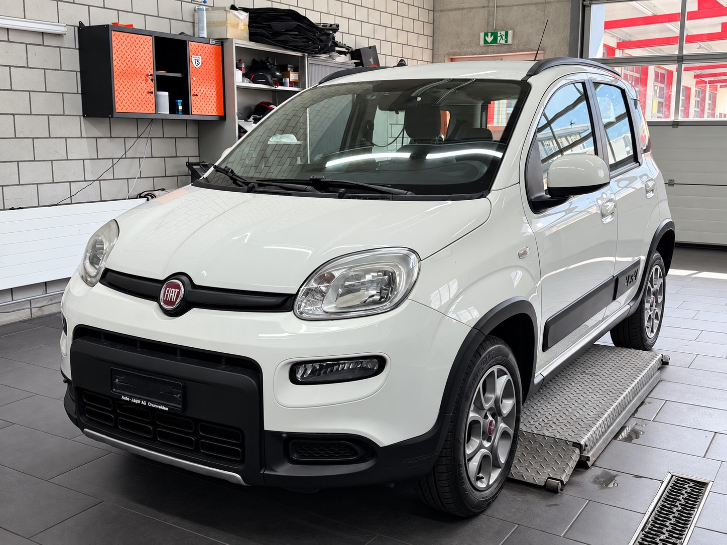 FIAT Panda 1.3 MJ Climbing 4x4-image-1