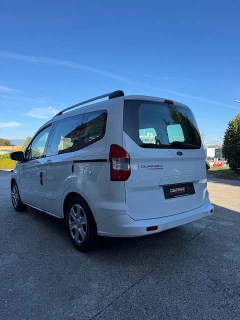 FORD Tourneo Courier 1.0 SCTi Trend-image-3