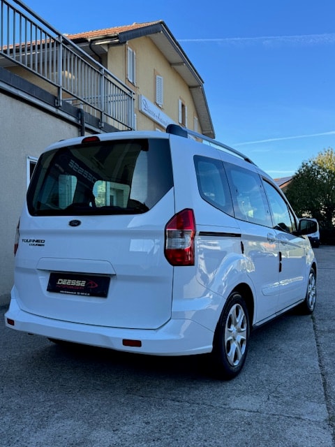 FORD Tourneo Courier 1.0 SCTi Trend-image-4