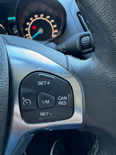 FORD Tourneo Courier 1.0 SCTi Trend-image-13