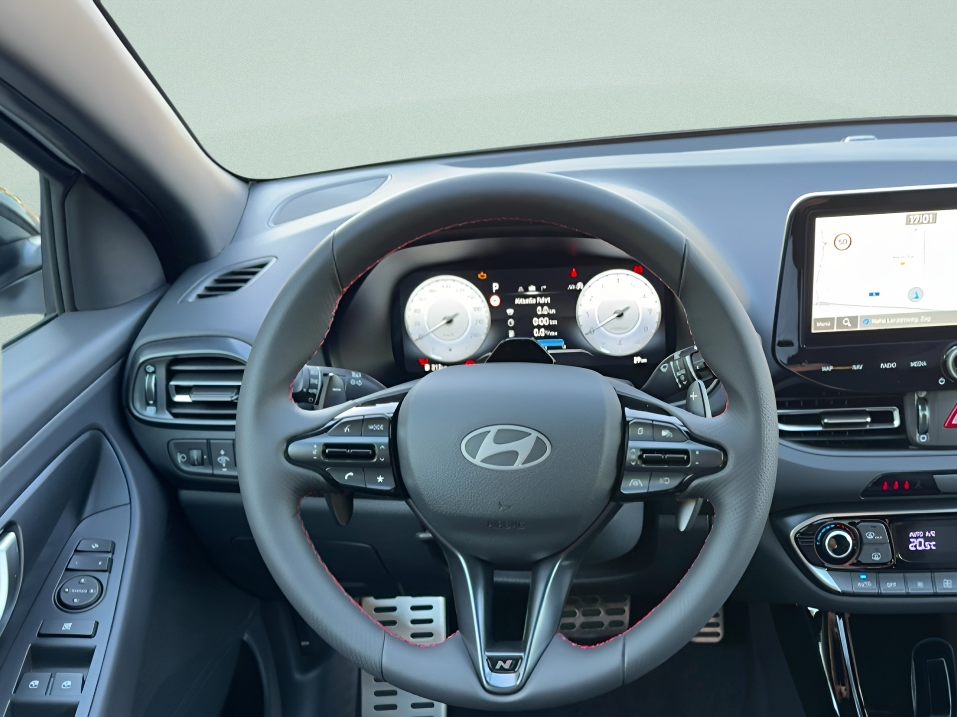 HYUNDAI i30 Wagon 1.6 T-GDi N-Line DCT-image-14