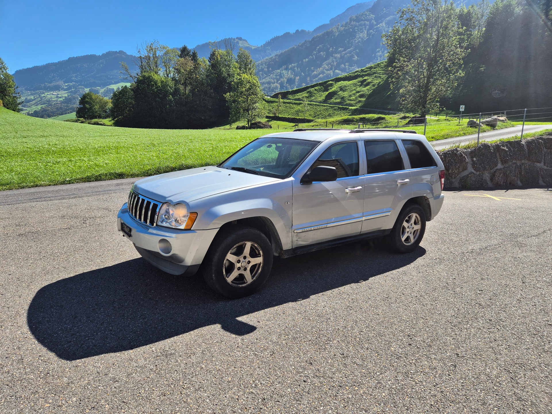 JEEP Grand Cherokee 3.0 CRD Limited Automatic-image-1