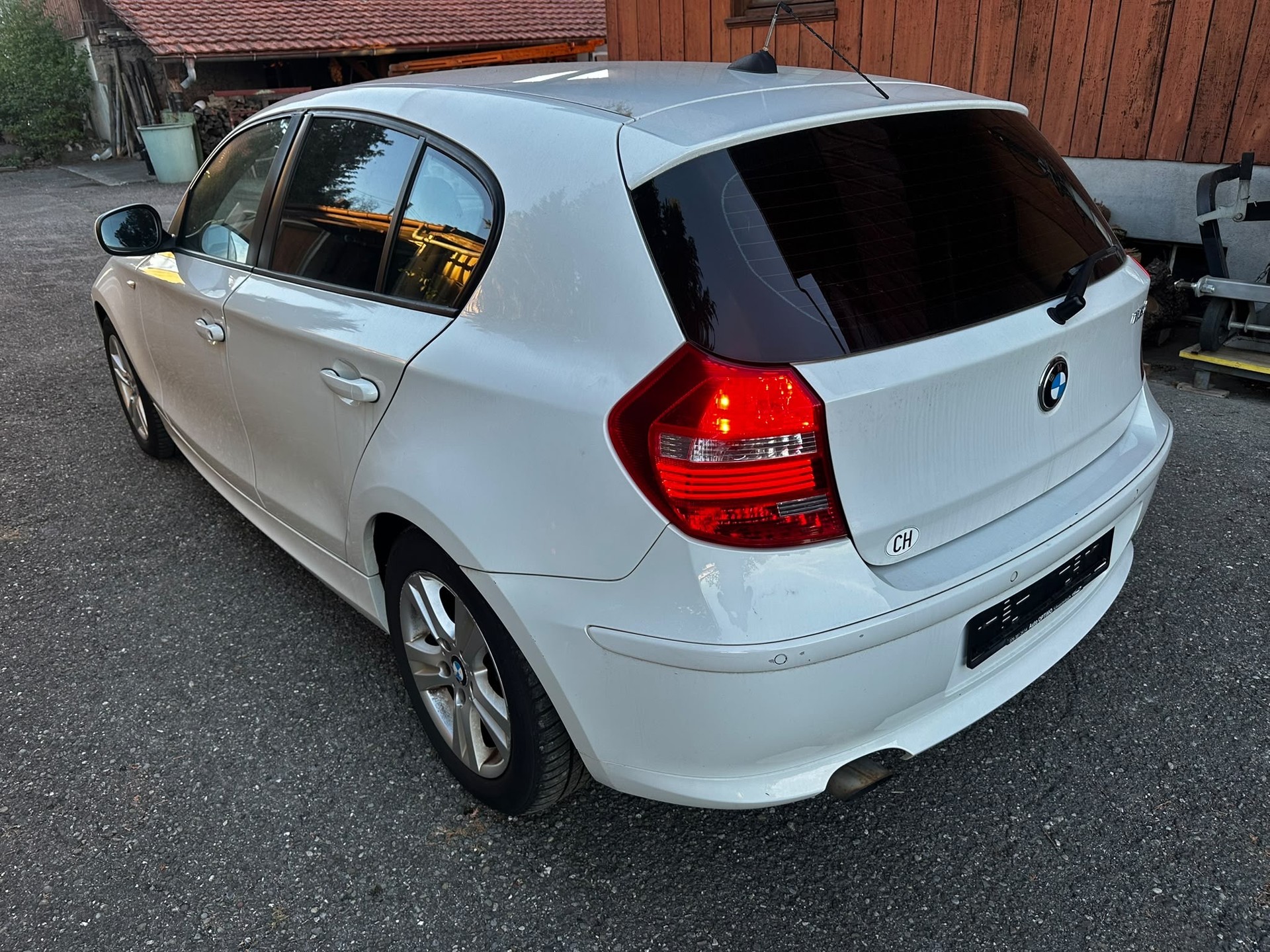 BMW 116d-image-3