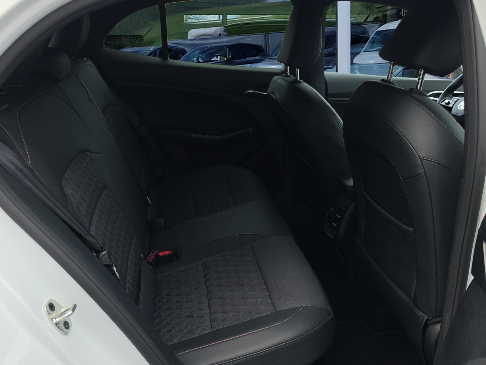 MG 3 1.5 Hybrid Luxury Aut.-image-13