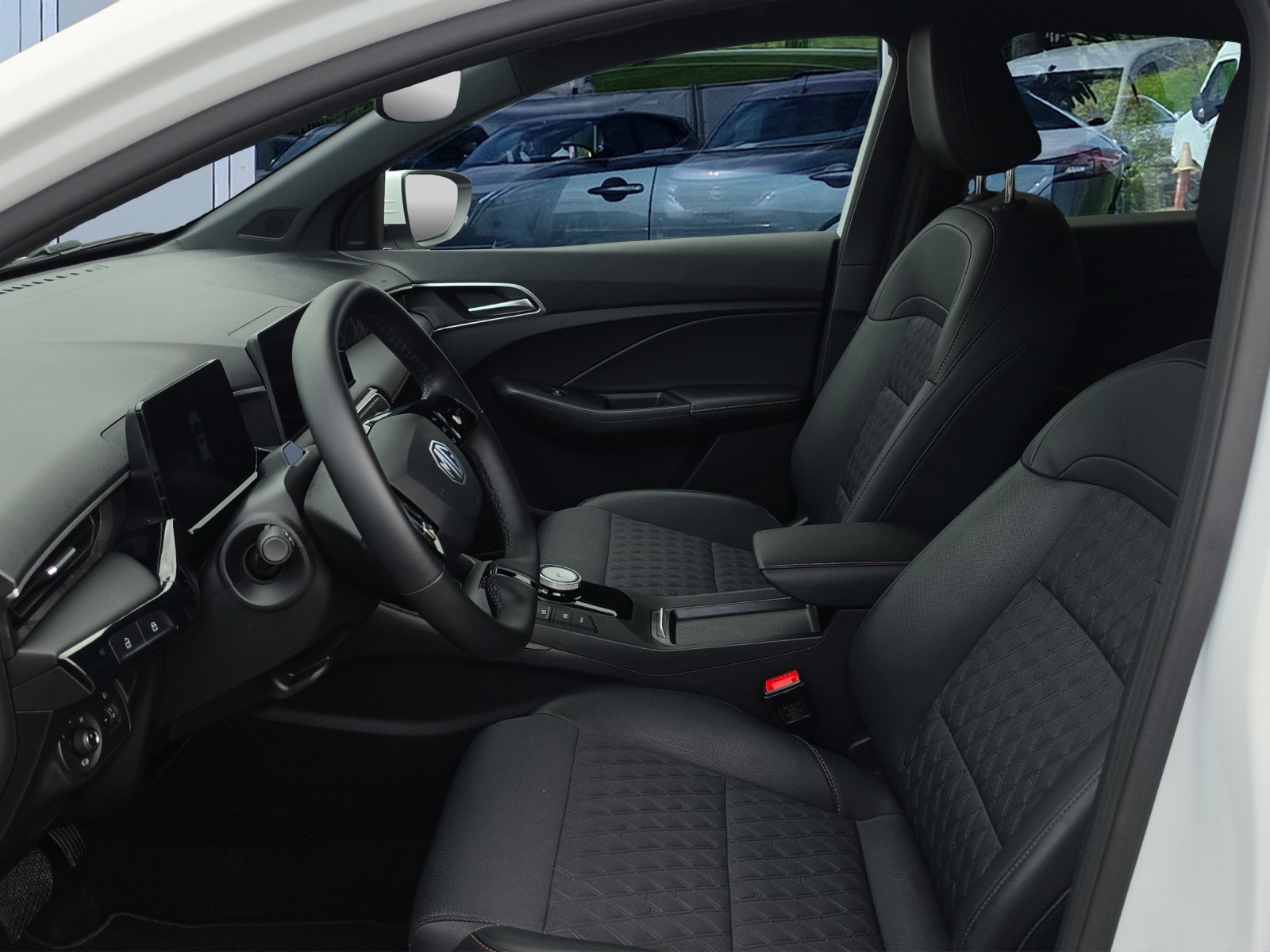 MG 3 1.5 Hybrid Luxury Aut.-image-5
