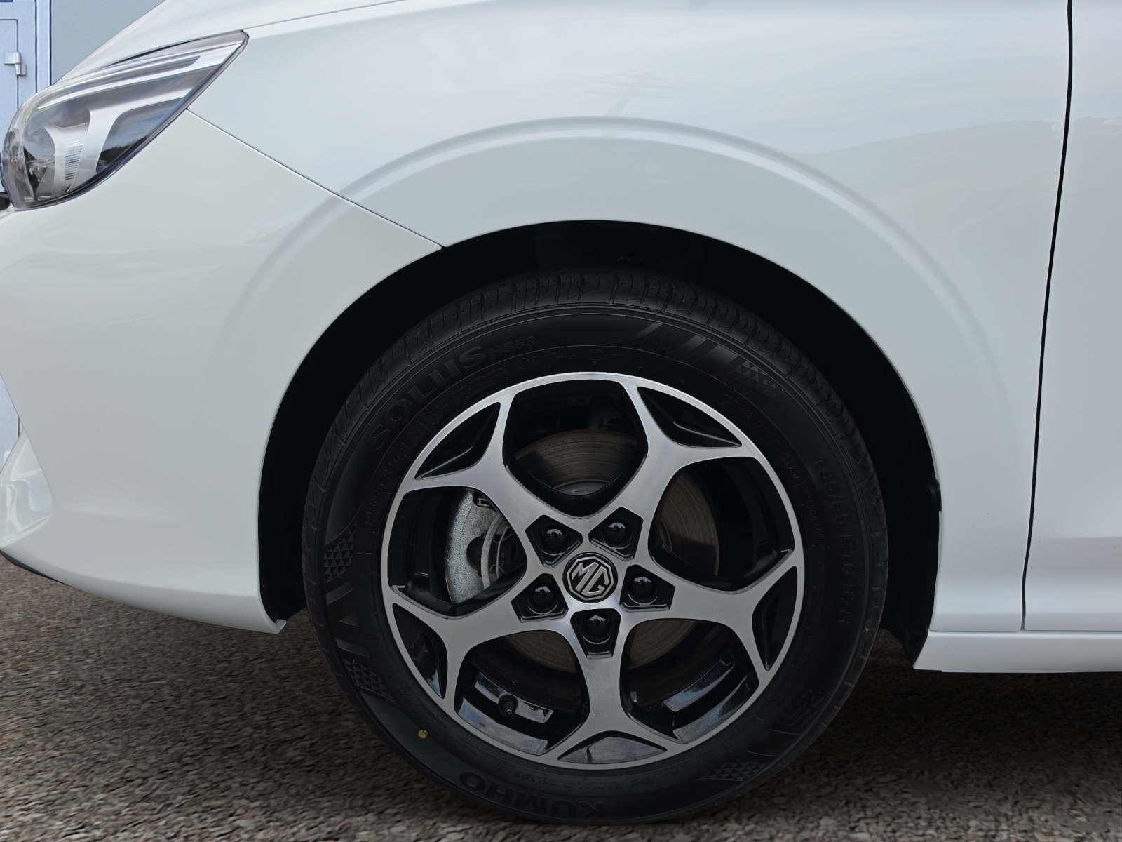 MG 3 1.5 Hybrid Luxury Aut.-image-15