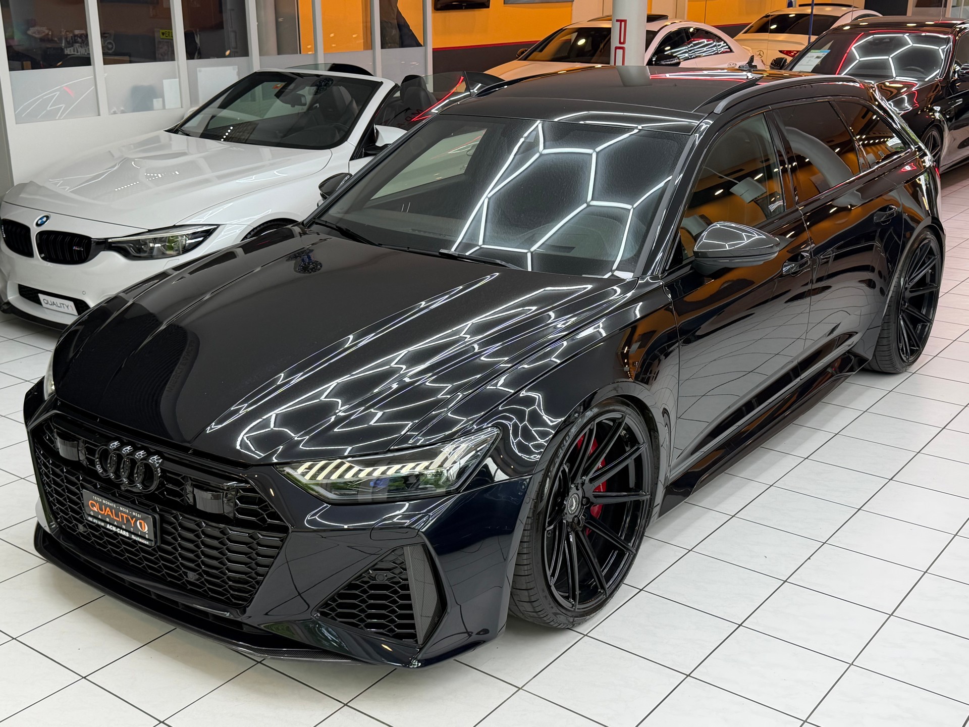 AUDI RS6 Avant 4.0 V8 TFSI quattro T-Tronic-image-5