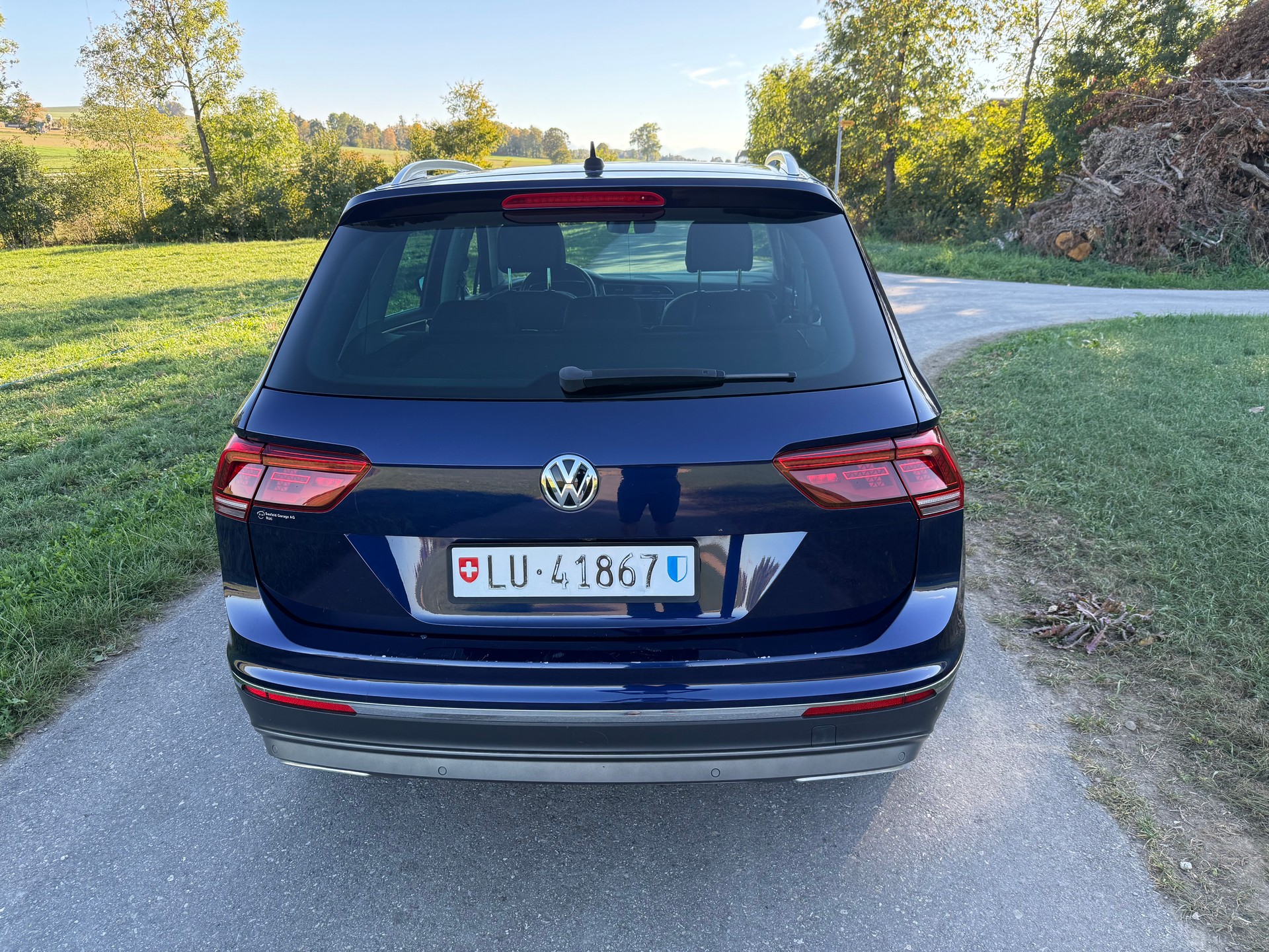 VW 2.0 TDI SCR Highline DSG, 240 PS, MFK &Service neu, AHK, 8-fach-image-2