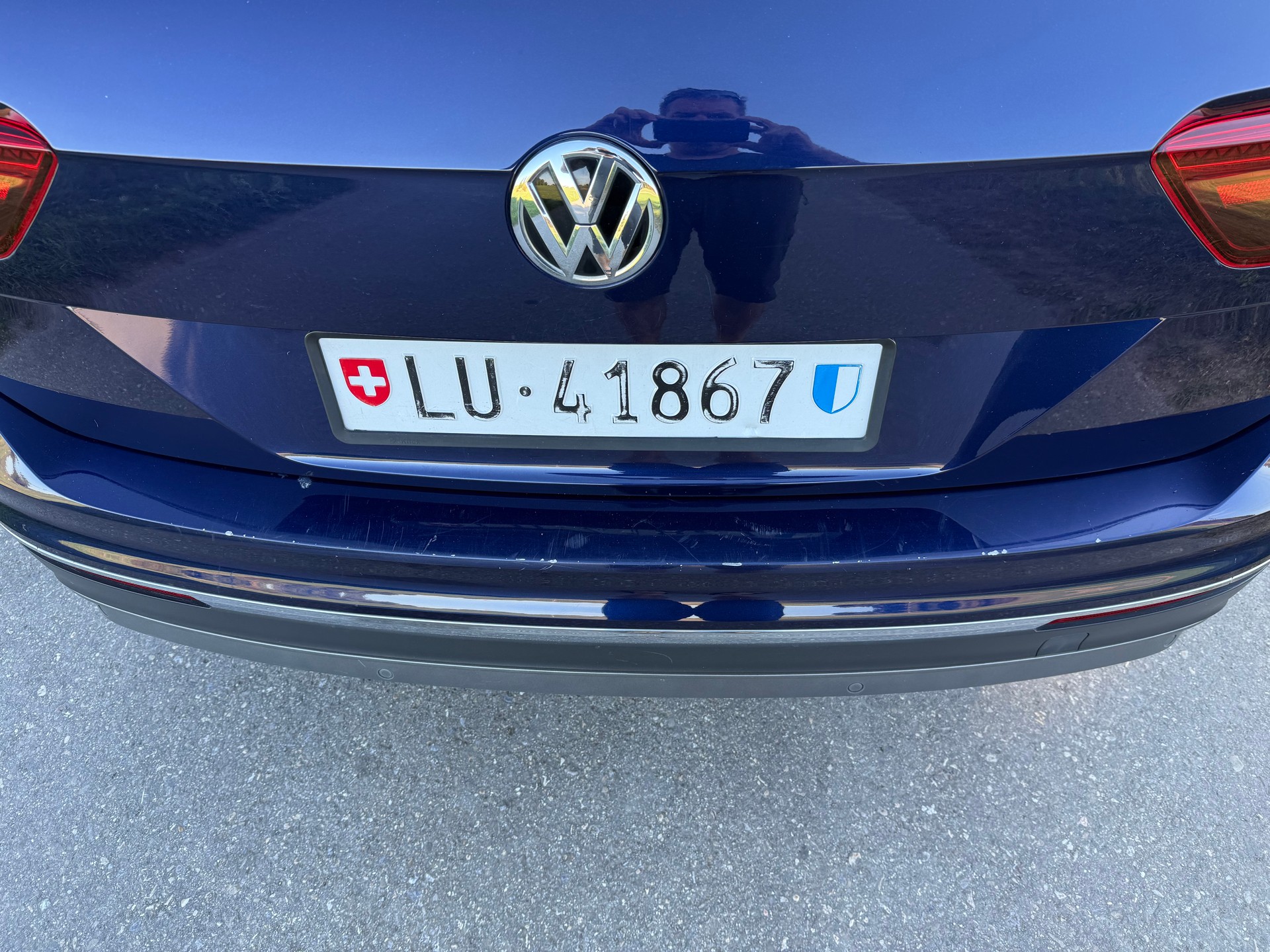 VW 2.0 TDI SCR Highline DSG, 240 PS, MFK &Service neu, AHK, 8-fach-image-6