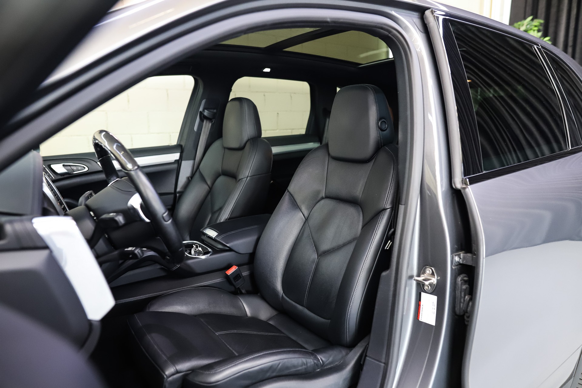 PORSCHE Cayenne S Diesel * Porsche Approved Garantie *-image-10