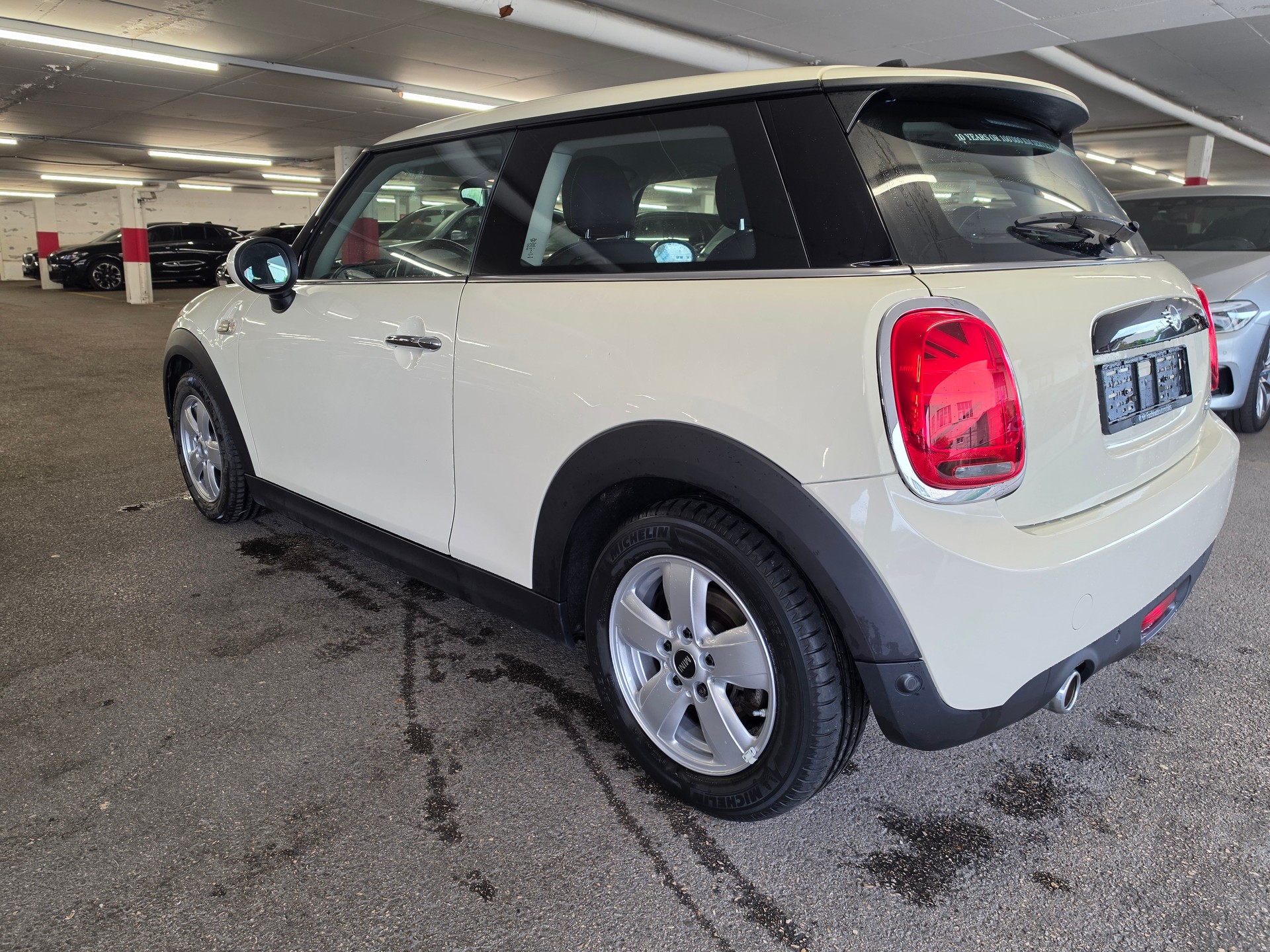 MINI Cooper-image-3