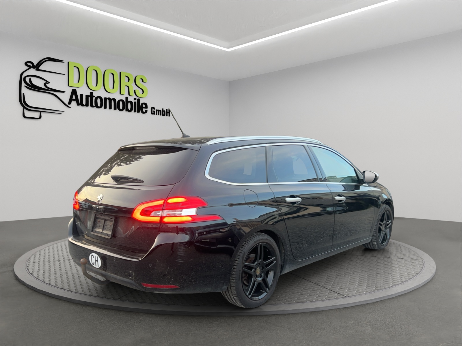 PEUGEOT 308 2.0 BlueHDI Allure Automatic-image-2