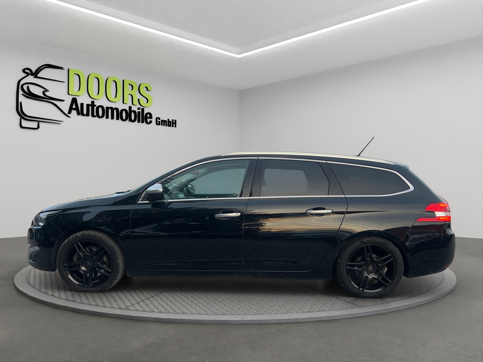 PEUGEOT 308 2.0 BlueHDI Allure Automatic-image-4