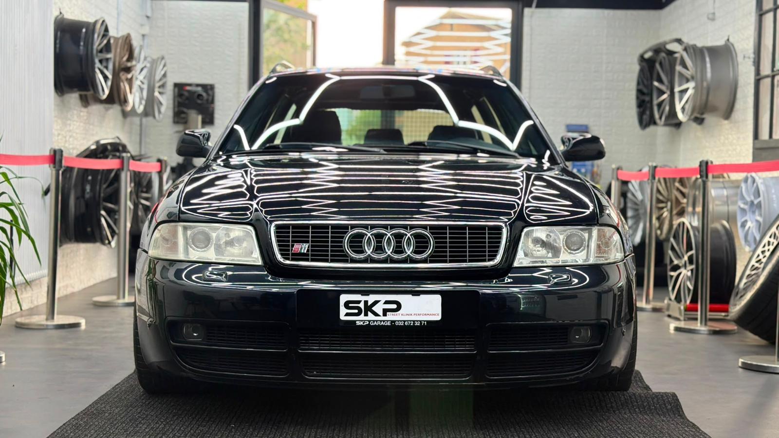 AUDI S4 Avant quattro-image-1