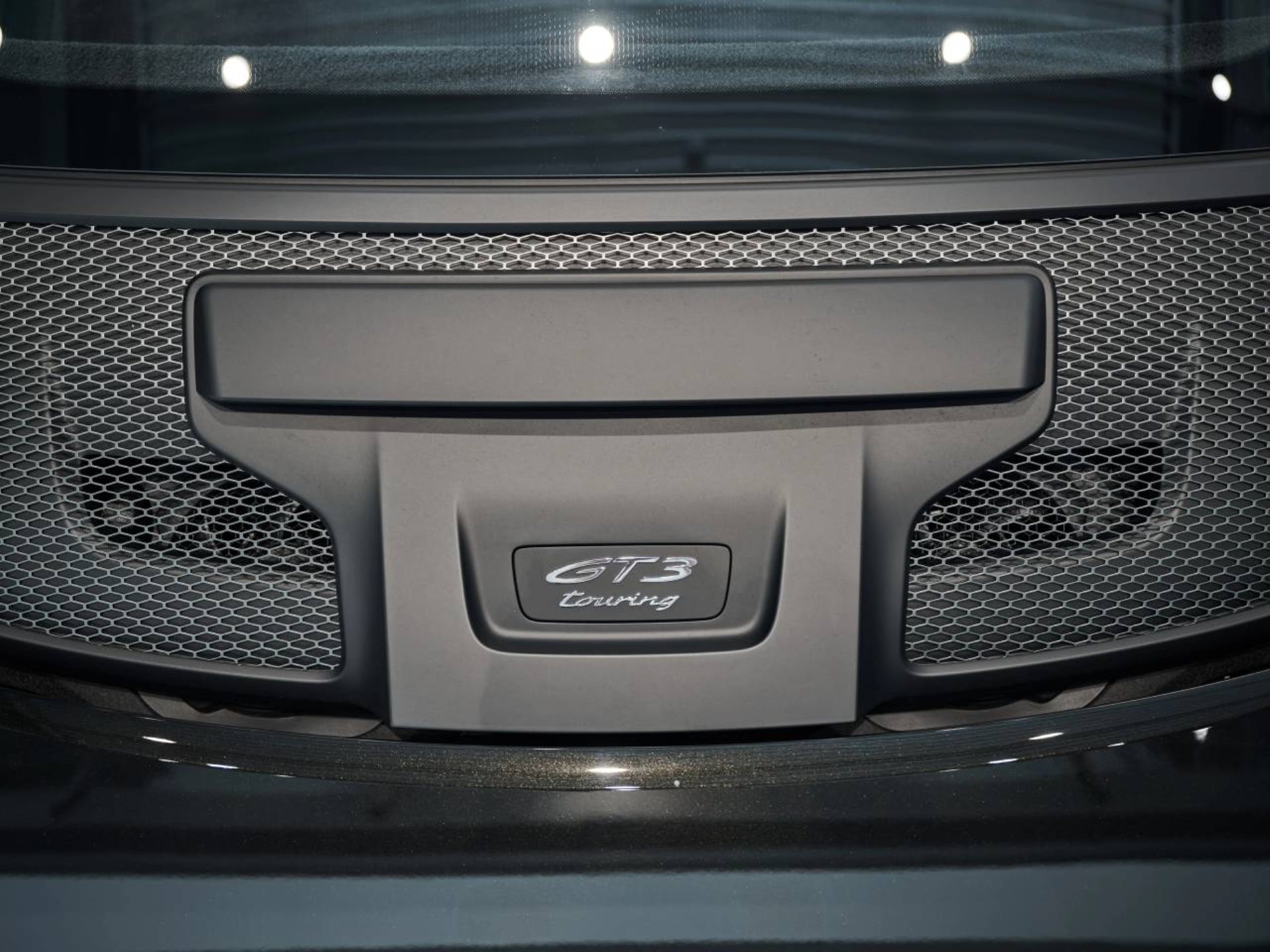 PORSCHE 911 GT3 mit Touring-Paket-image-26
