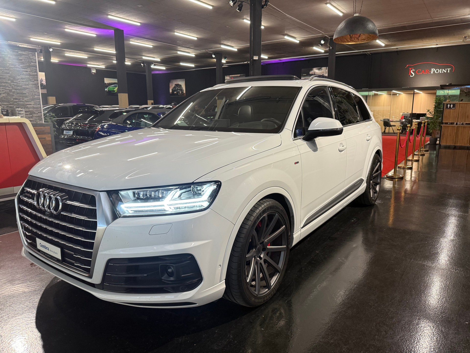 AUDI Q7 3.0 TDI quattro tiptronic S-line-image-32