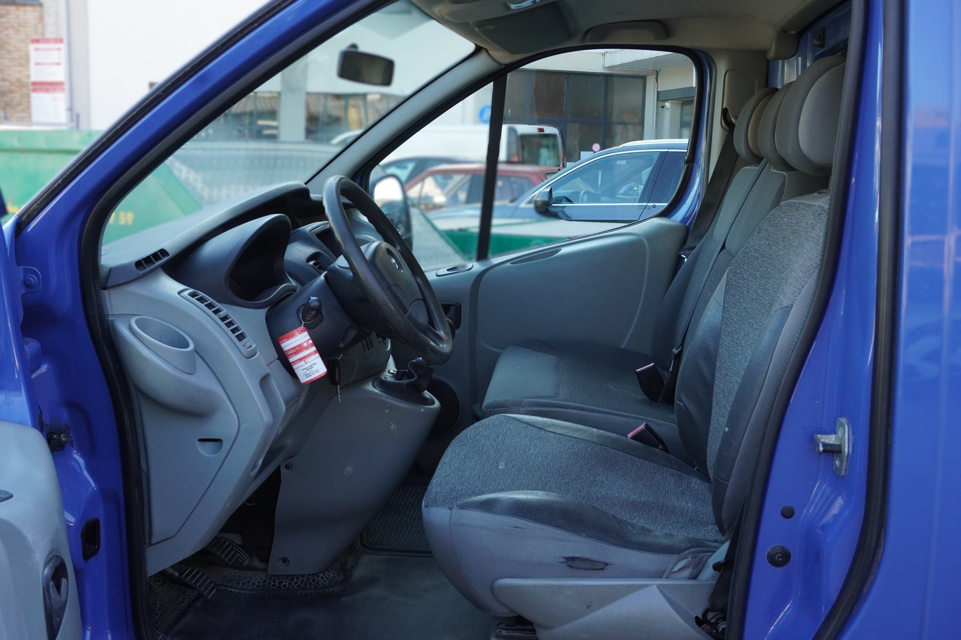 OPEL Vivaro 2.0 CDTI 2.7t L1H1-image-8