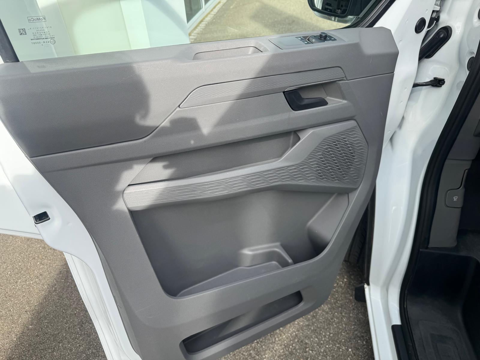 VW Transporter 2.0 TDI Lang-image-9