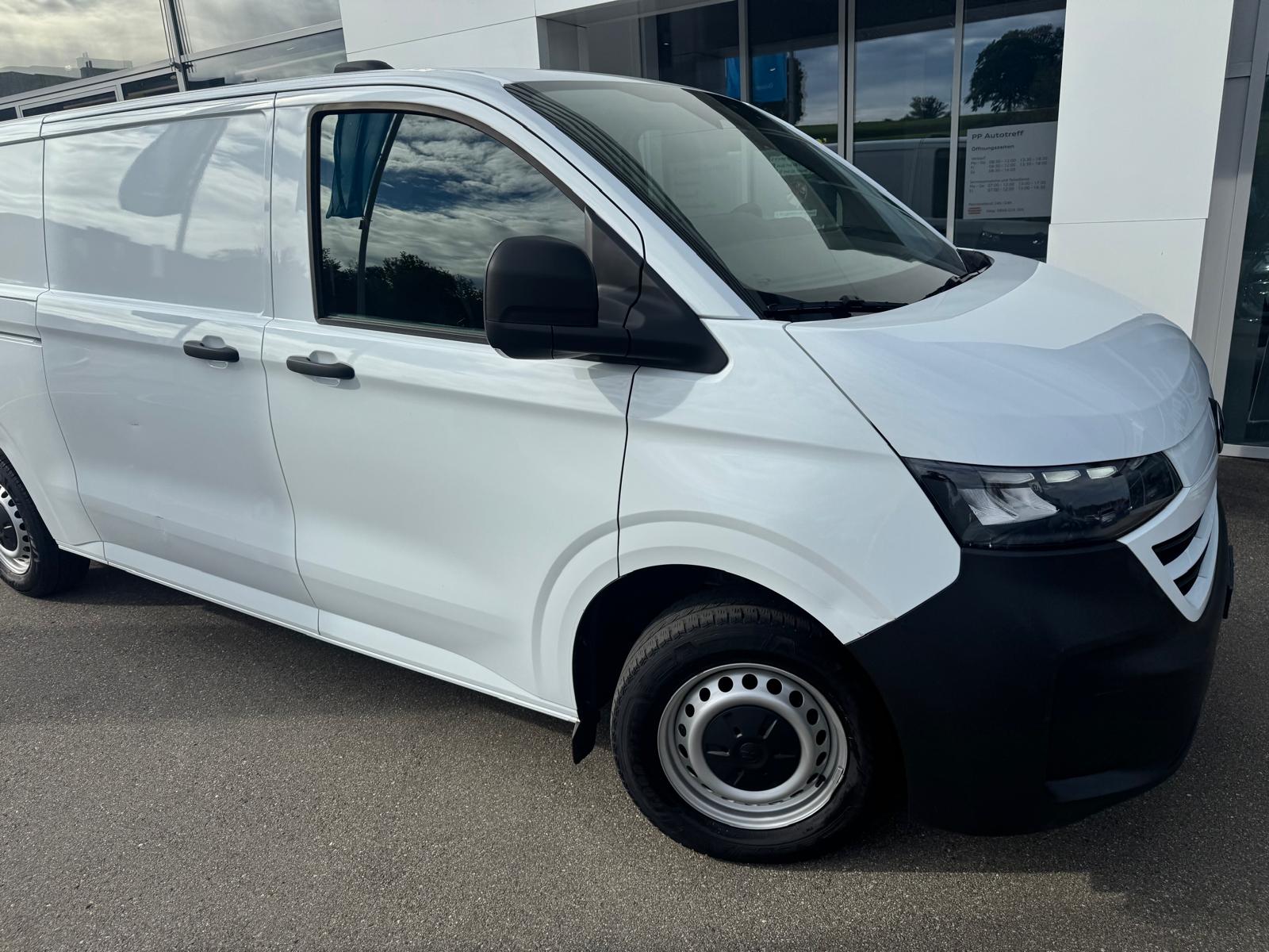 VW Transporter 2.0 TDI Lang-image-1