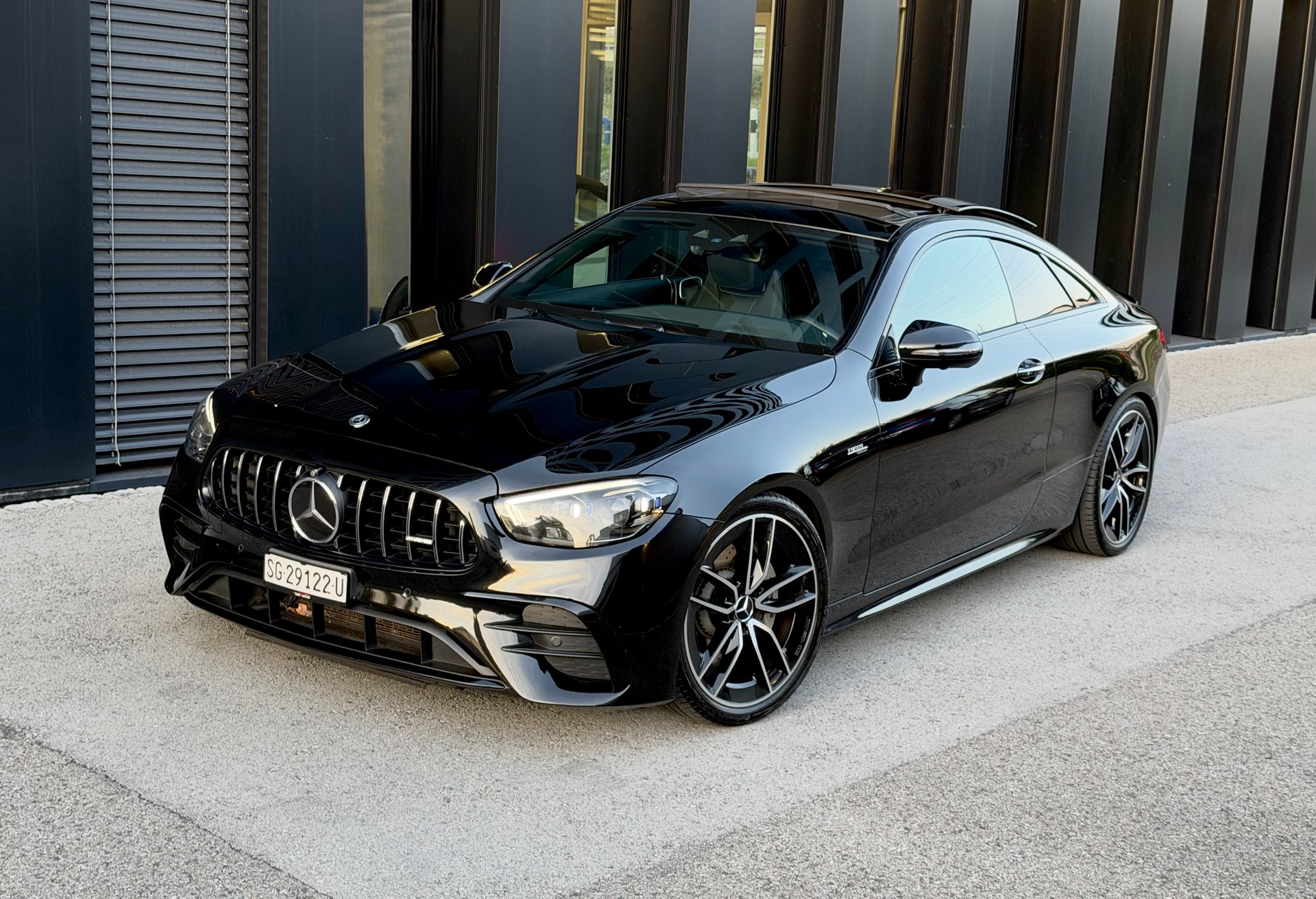 MERCEDES-BENZ E 53 Coupé AMG 4Matic+ ♦️1.Hand*ab Service*Facelift Modell mit neuen MBUX♦️-image-11