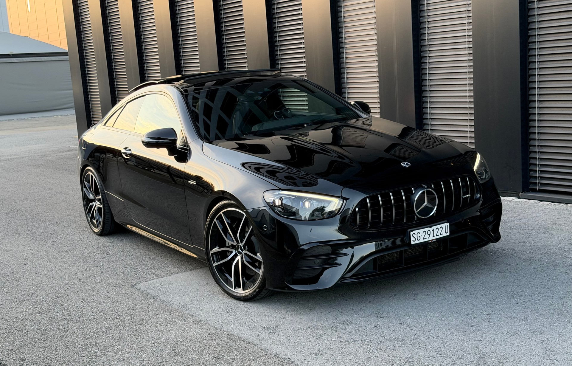 MERCEDES-BENZ E 53 Coupé AMG 4Matic+ ♦️1.Hand*ab Service*Facelift Modell mit neuen MBUX♦️-image-13