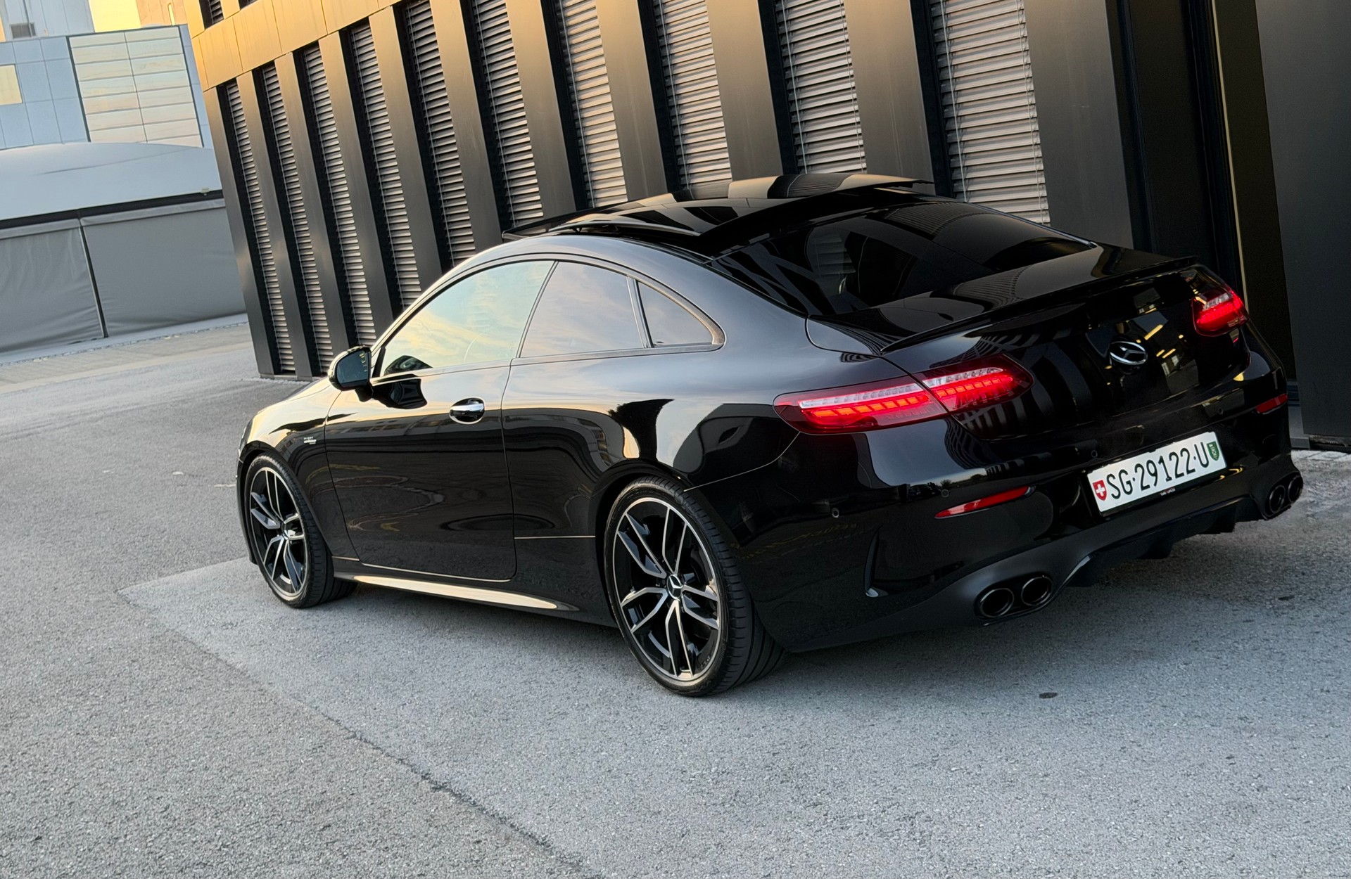 MERCEDES-BENZ E 53 Coupé AMG 4Matic+ ♦️1.Hand*ab Service*Facelift Modell mit neuen MBUX♦️-image-6