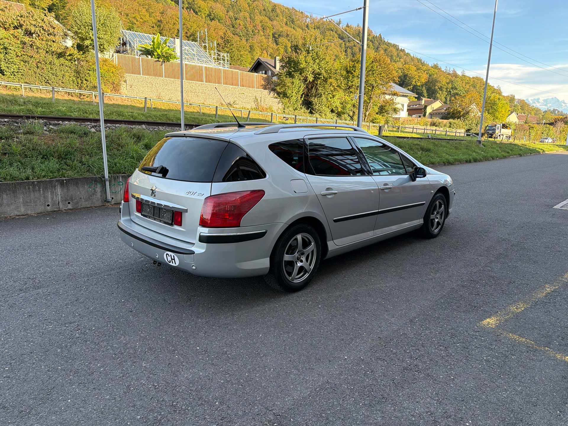 PEUGEOT 407 SW 2.0 HDI Dynamic Edition Automatic-image-4