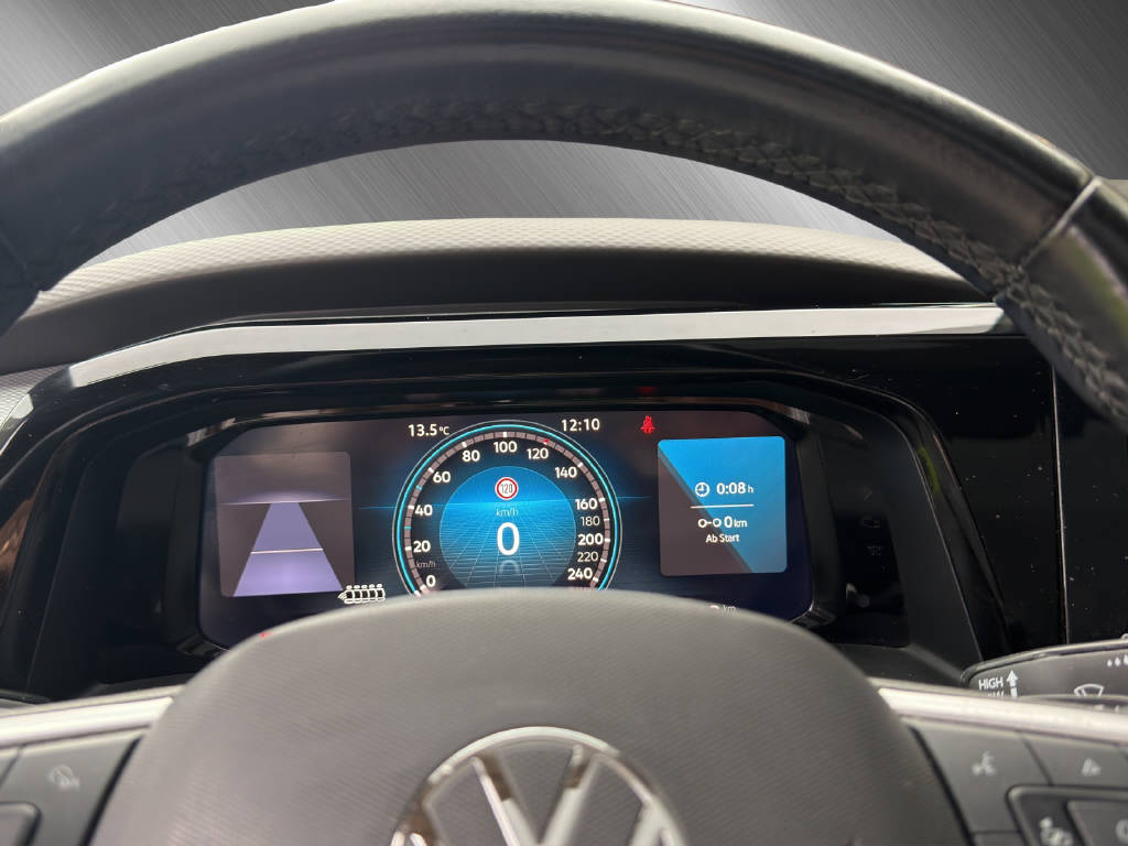 VW Multivan kurz 2.0 TDI DSG-image-12