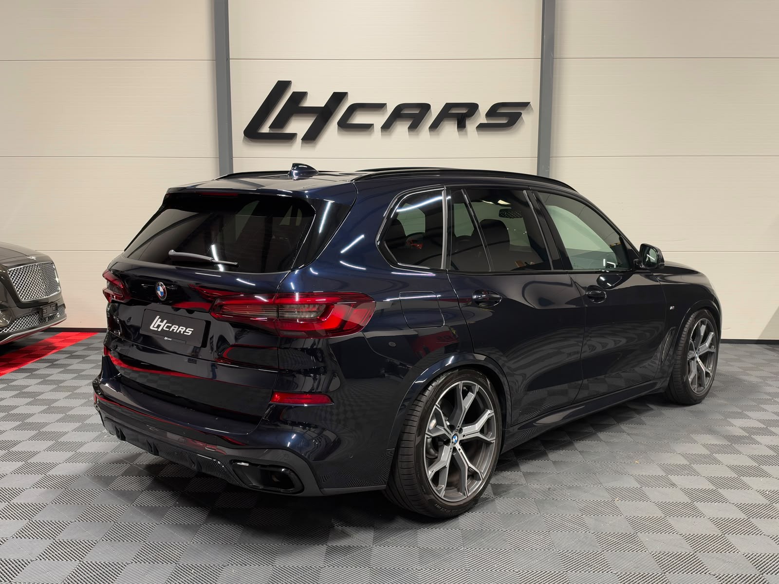 BMW X5 40d xDrive SAG-image-3