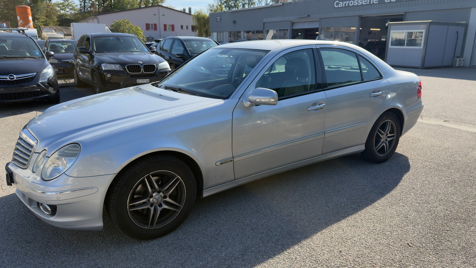 MERCEDES-BENZ E 220 CDI Elégance-image-3