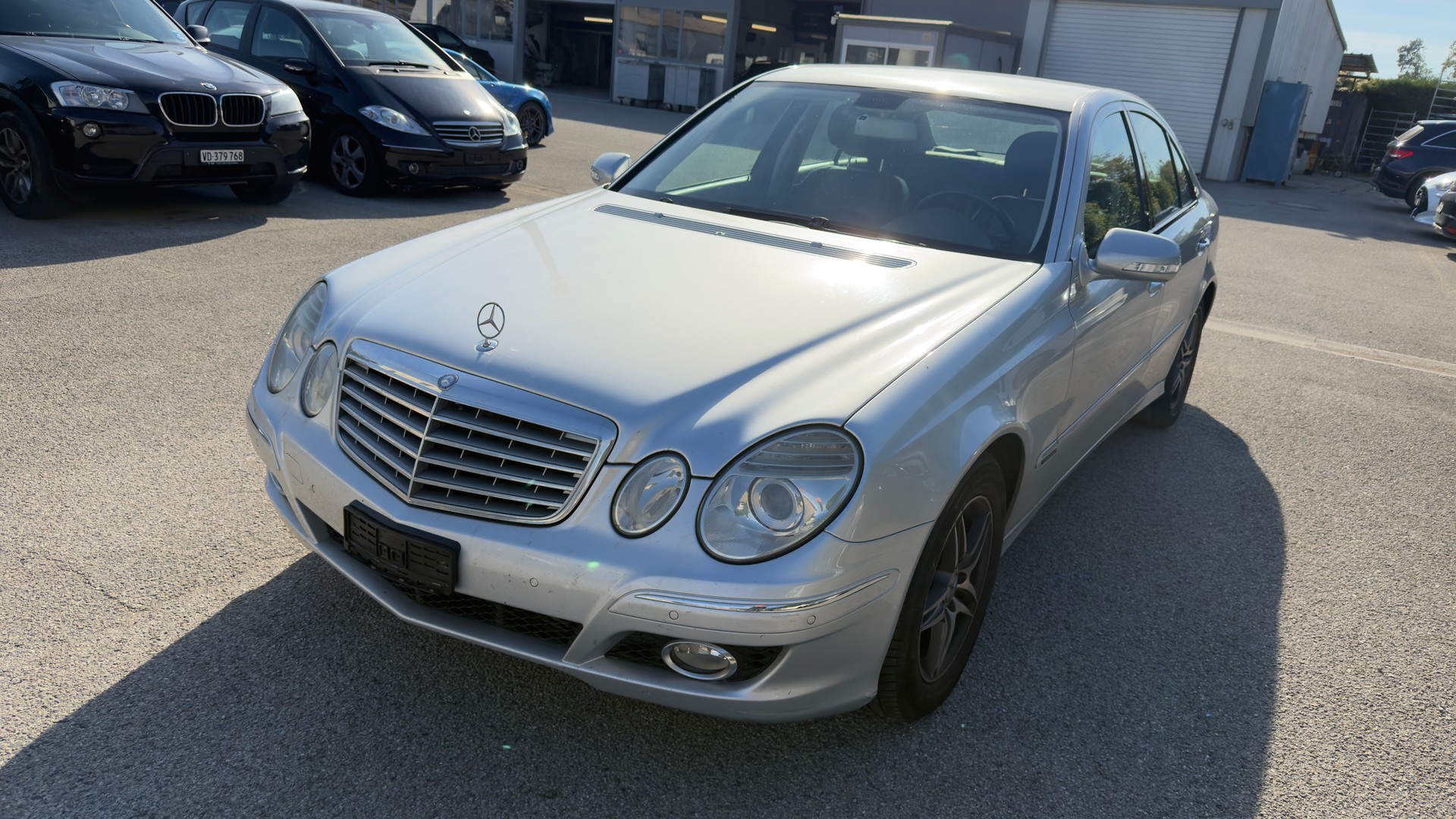 MERCEDES-BENZ E 220 CDI Elégance-image-2