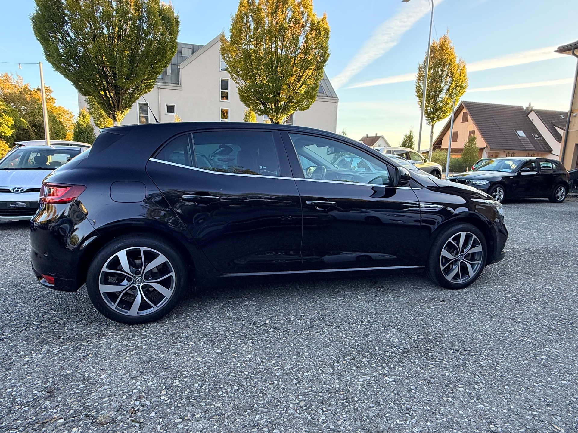 RENAULT Mégane 1.2 16V Turbo Bose-image-6
