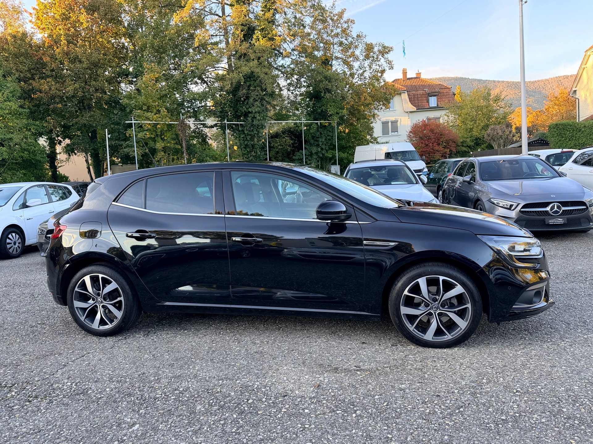 RENAULT Mégane 1.2 16V Turbo Bose-image-10
