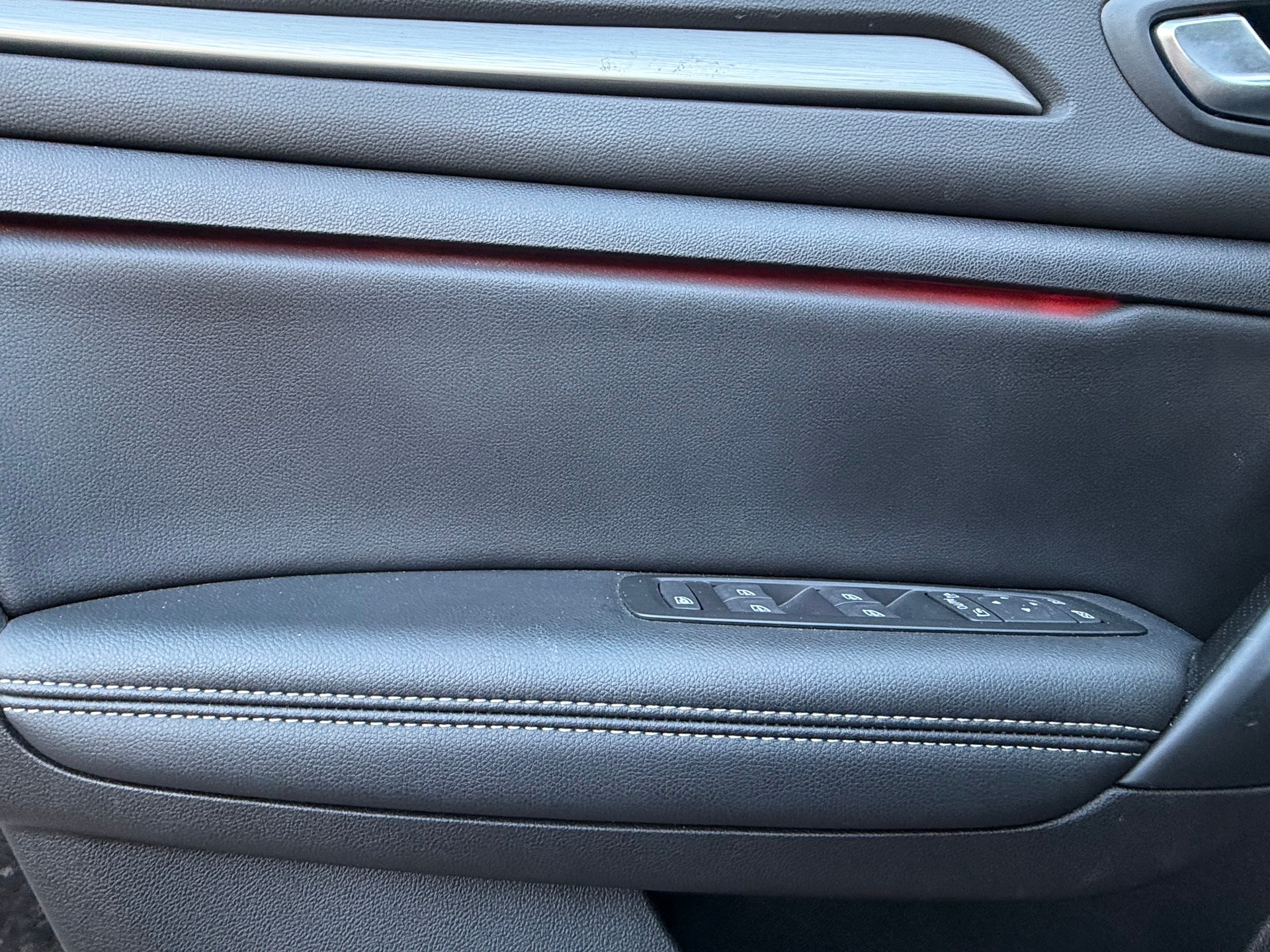 RENAULT Mégane 1.2 16V Turbo Bose-image-28