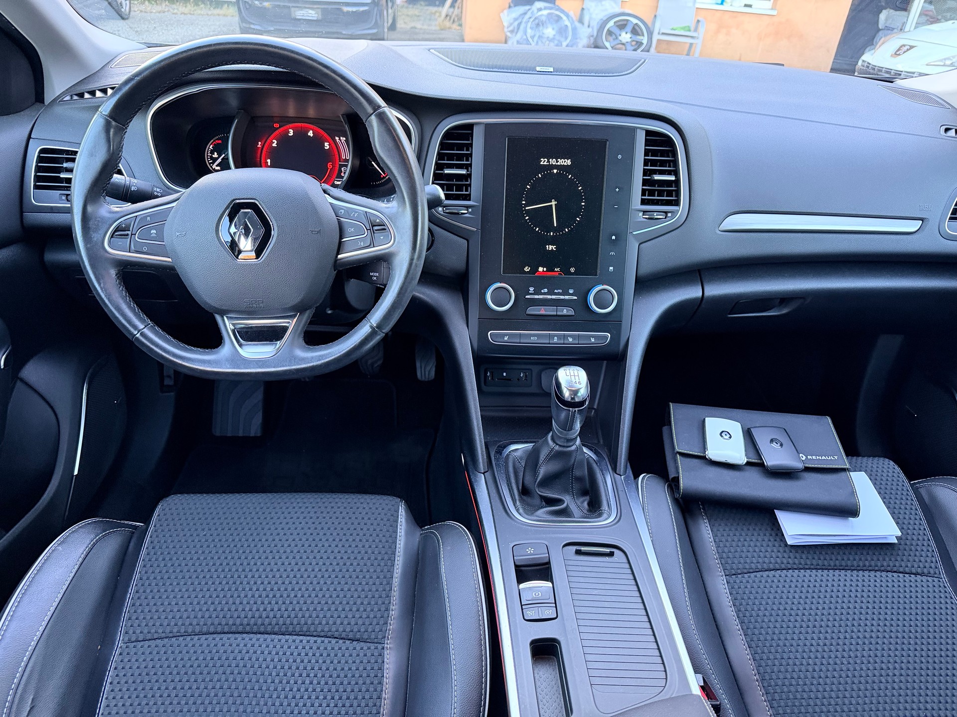 RENAULT Mégane 1.2 16V Turbo Bose-image-20