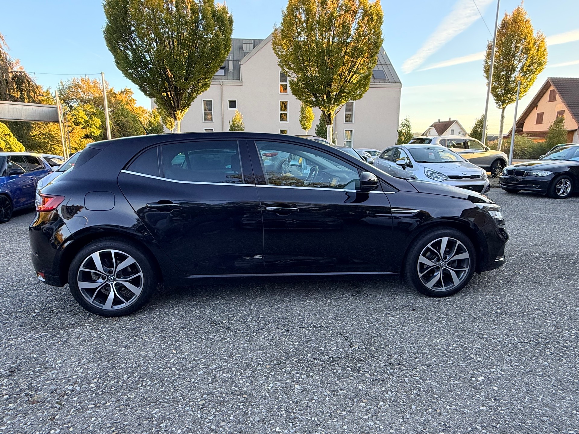 RENAULT Mégane 1.2 16V Turbo Bose-image-17