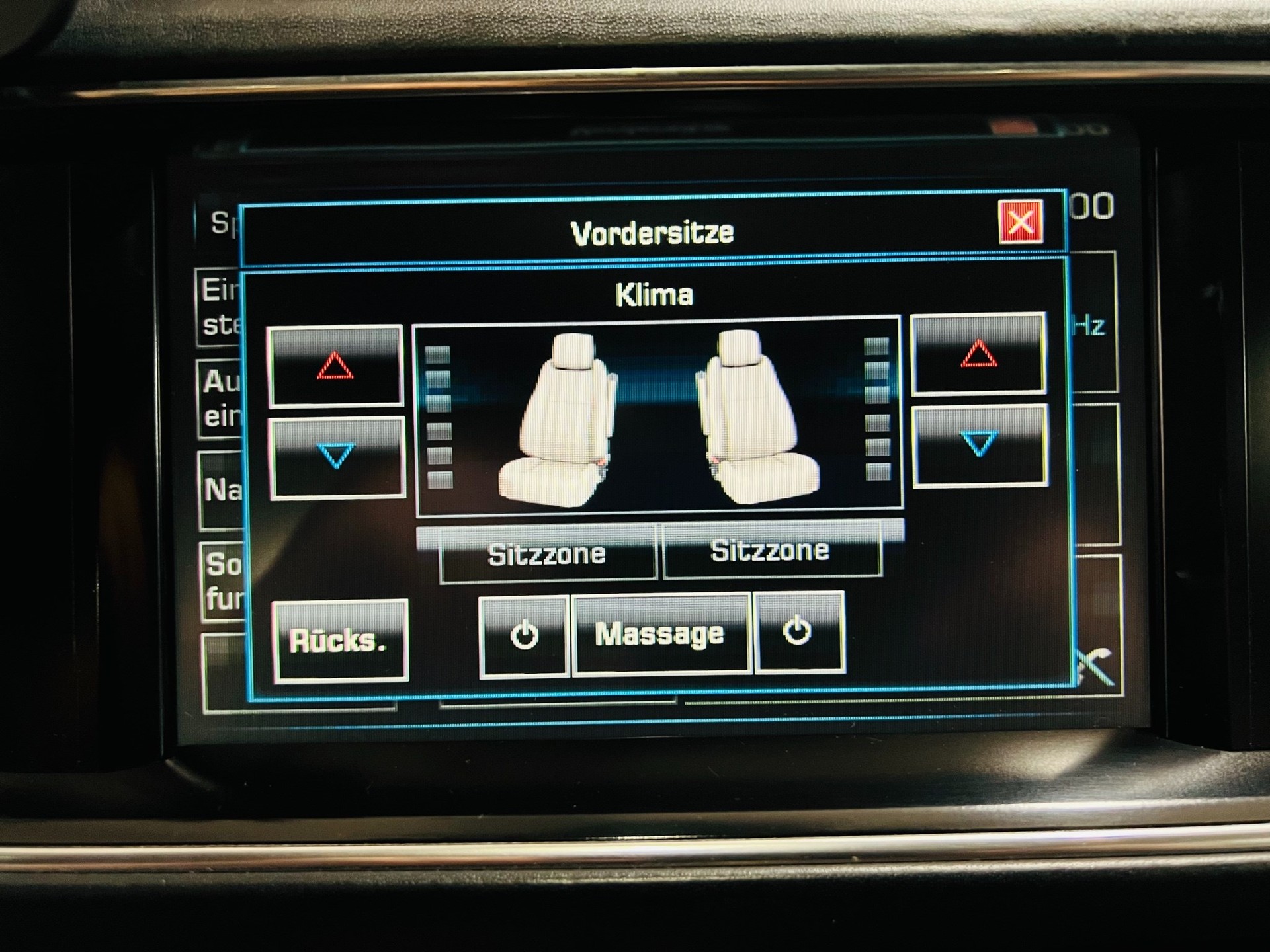 LAND ROVER Range Rover 4.4 SDV8 Autobiography Automatic-image-15