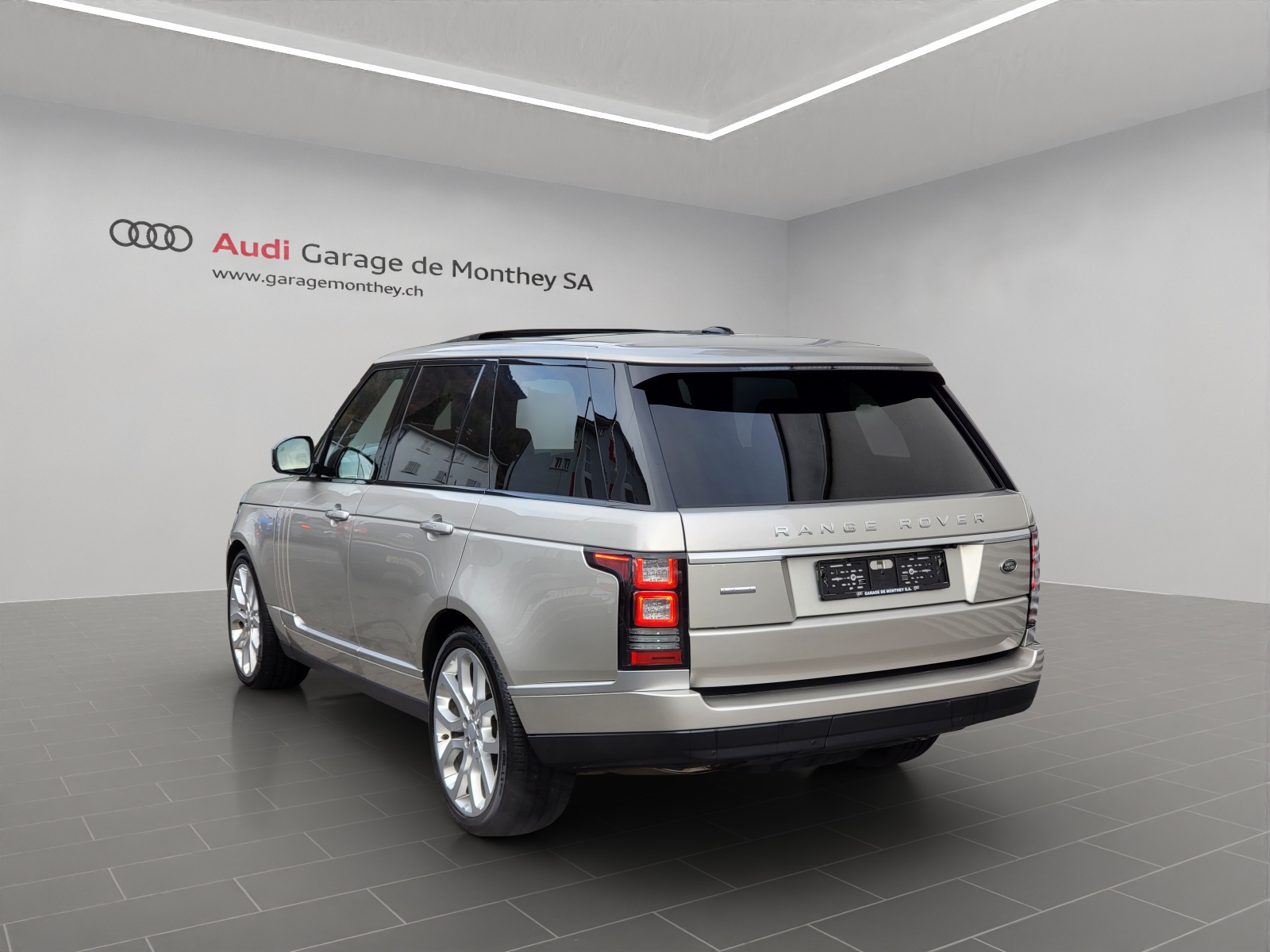 LAND ROVER Range Rover 4.4 SDV8 SV Autobiography Automatic-image-5