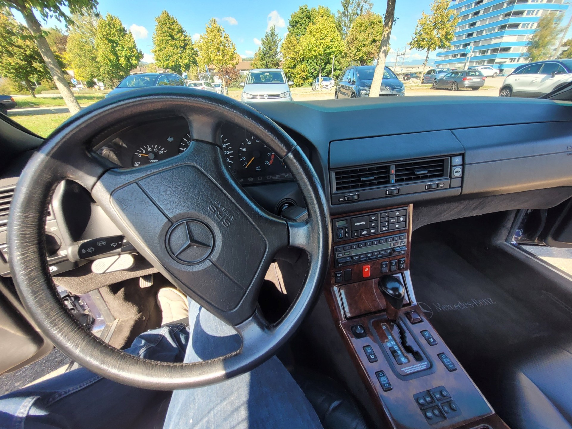 MERCEDES-BENZ SL 600 Automatic-image-12