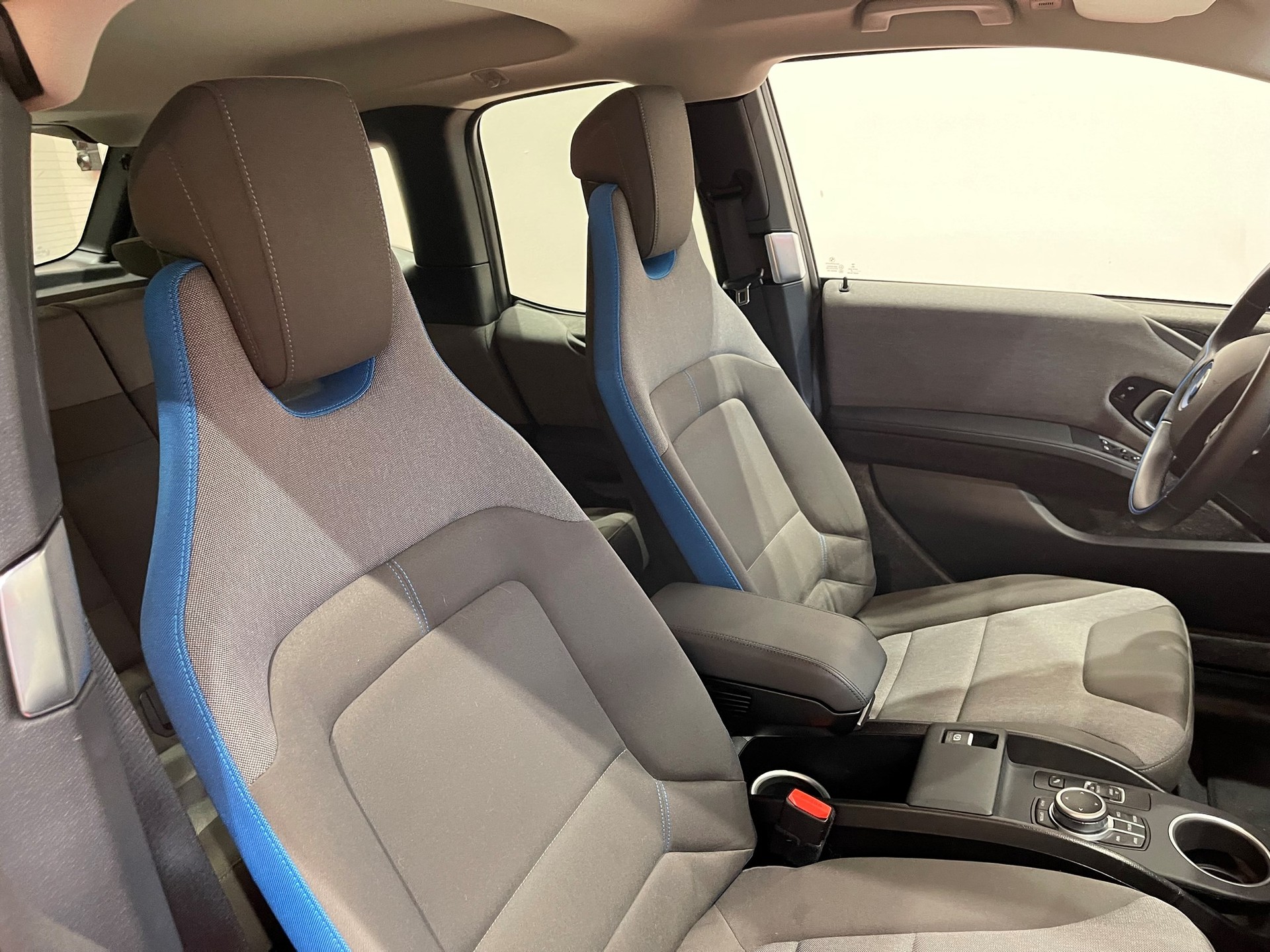 BMW i3s (120Ah) *CH FAHRZEUG*-image-14