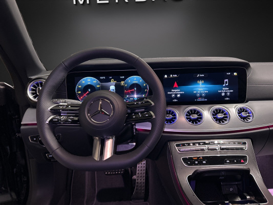 MERCEDES-BENZ E 350 Cab. AMG Line-image-8