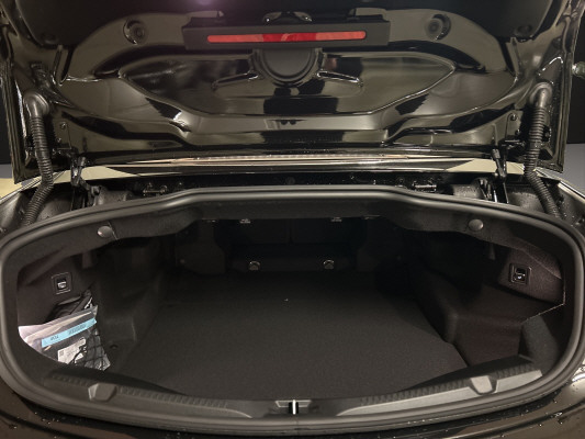 MERCEDES-BENZ E 350 Cab. AMG Line-image-10