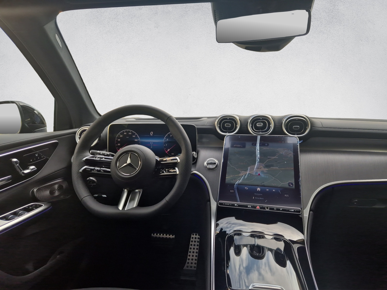 MERCEDES-BENZ GLC 200 AMG Line 4Matic-image-11