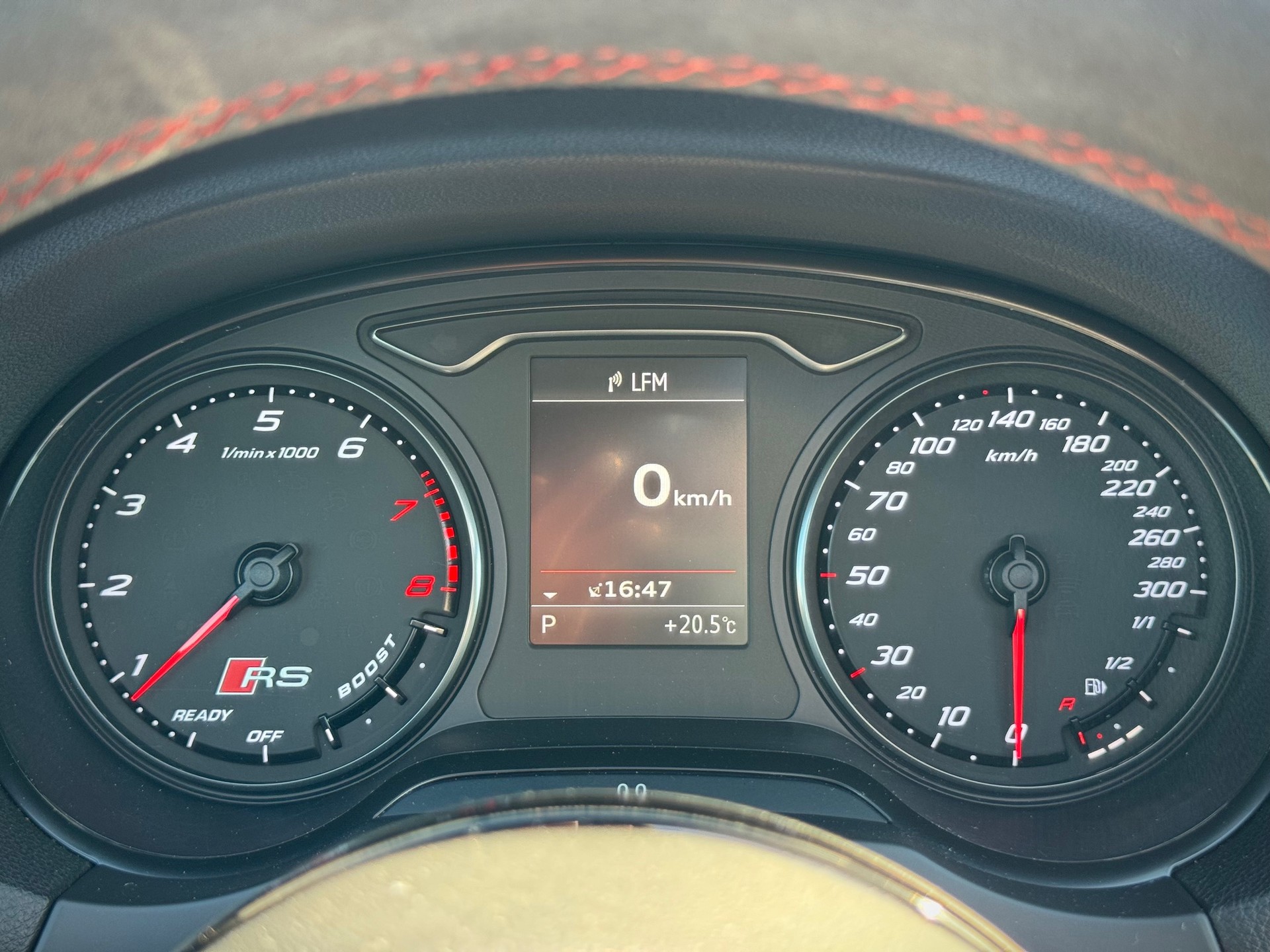 AUDI RS3 2.5 TSI quattro S-tronic Nardo Grey - Véhicule Suisse (CH)-image-9